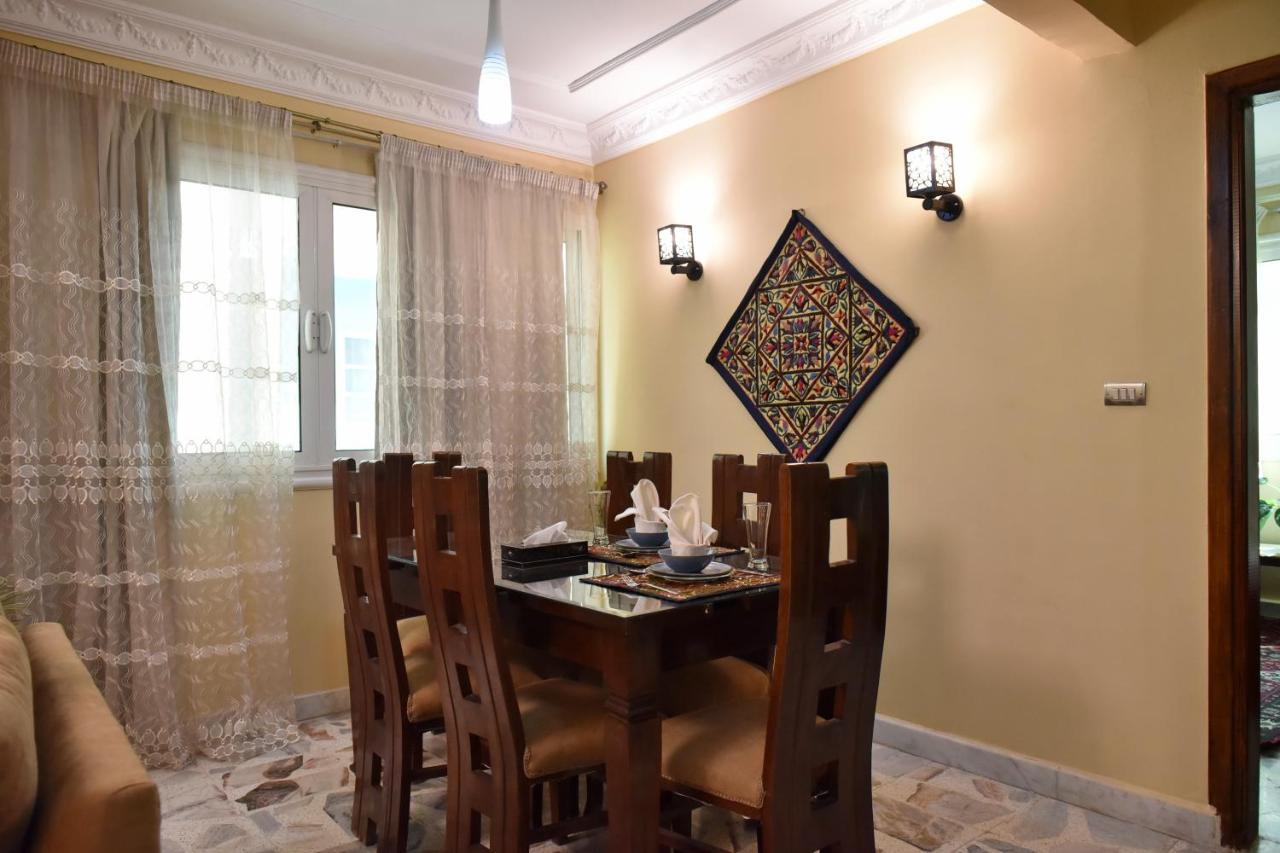 Two-Bedroom Apartment At Mohamed Farid Street Cairo Exterior photo
